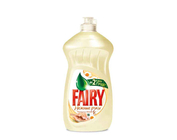 Средство д/посуды FAIRY Нежные руки 500мл Ромашка и витамин Е